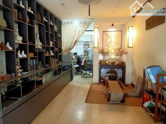 🏡 Bán nhà Nguyễn Thiện Thuật 32m² 5 tầng – 10 tỷ – Nở hậu - 1