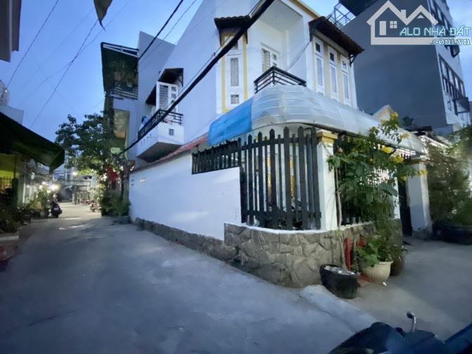 🌆CĂN GÓC 2MẶT TIỀN - NGANG KHỦNG 6.5M❌9M Nở Hậu - HẺM XE HƠI THÔNG- NHỈNH 5TỶ 🏡🚗 - 1