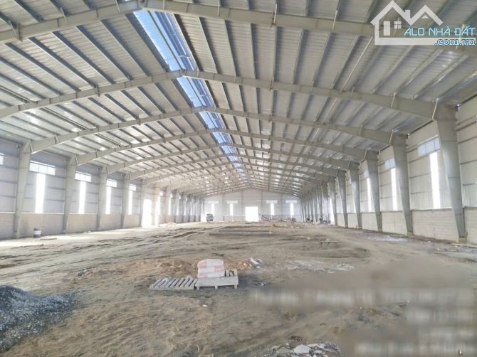 Cho thuê 3 kho xưởng Cần Giuộc Long An , 1 k: 3.000m2 (2 kho: 5.500m2) - 1