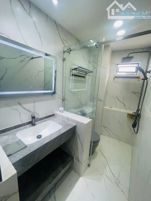DIỆN TÍCH VÀNG- 10.5 TỶ! Gần chợ Cây Quéo - Bán nhà Bình Thạnh đường Nguyễn Văn Đậu P5 - 1