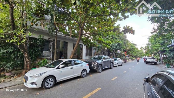 BÁN ĐẤT MẶT TIỀN NGUYỄN CÔNG HOAN DIỆN TÍCH RỘNG HIẾM CÓ - 1