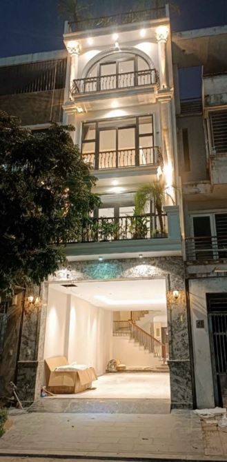 SIÊU ĐẸP TT1 VĂN PHÚ - 5 TẦNG - Ô TÔ - THANG MÁY - KINH DOANH - 90 M2 GIÁ 2x TỶ - 1