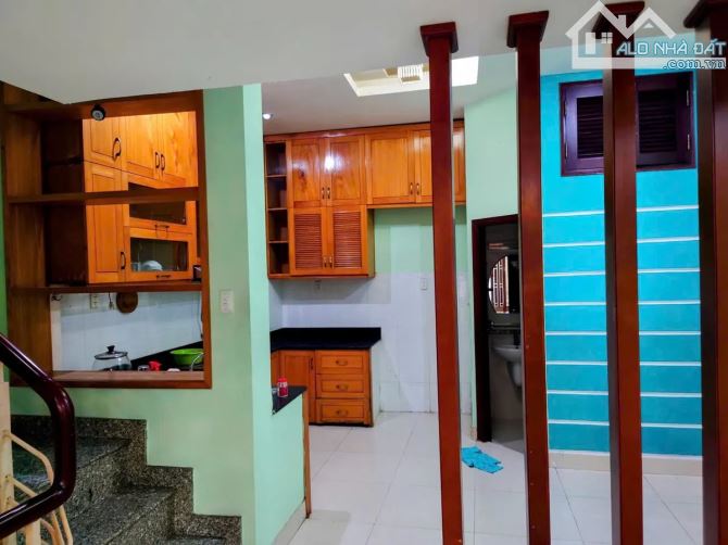 MẶT TIỀN HOA LAN – NHÀ ĐẸP KIÊN CỐ – HẦM RỘNG – GẦN PHAN XÍCH LONG – CHỈ 20 TỶ! - 1