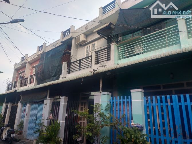 Nhà ở cần bán, giáp bình chánh shr, dân cư đông đúc, bán kính 3km đầy đủ tiện ích - 1