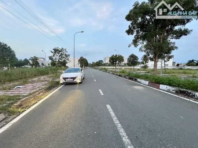 ✅ Bán lô đất thổ mặt tiền đường N8 thuộc KDC Idico2 , Phường 6 , TP Tân An _ DT: 6x24.85 - 1