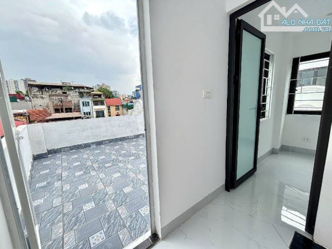 Bán nhà 7 tỷ- TRUNG TÂM BƯU ĐIỆN - SỞ TƯ PHÁP HÀ NỘI- 6 m MẶT TIỀN - sổ đỏ-Chính chủ thi - 1