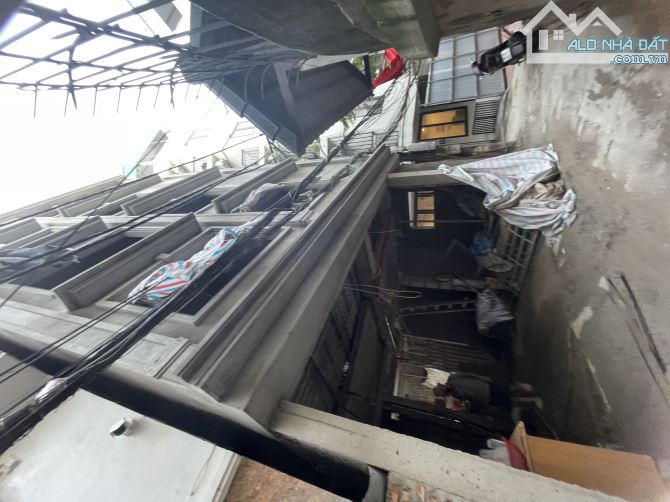 Bán Nhà Dòng Tiền CCMN Xây Mới Ngõ 79 Cầu Giấy 6 Tầng 14 Phòng Khép Kín Lô Góc - 1