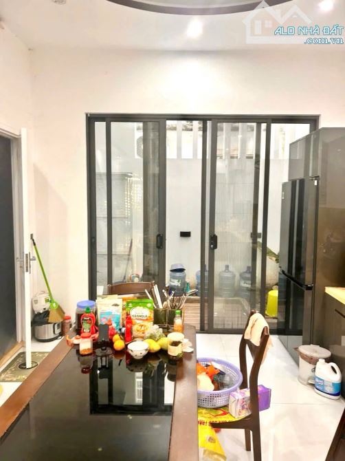 🔥NHÀ 3 TẦNG MẶT TIỀN CẨM CHÁNH, SÁT CẦU NGUYỄN TRI PHƯƠNG, DT 100M2 CHỈ 6.2 TỶ - 1