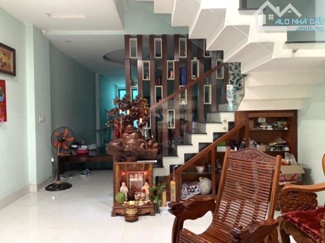Nhà 3 Tầng hẻm 5m VƯỜN LÀI, An Phú Đông, DT 127m2 (5 x 26), gần ĐH Nguyễn Tất Thành. - 1