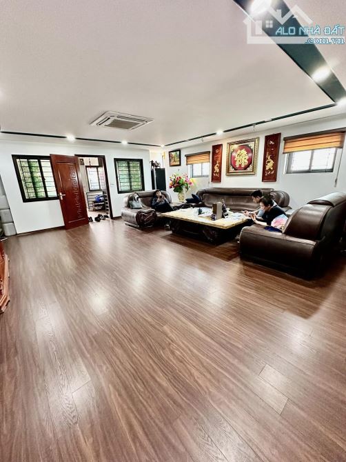 Phân lô khu A38 Tư Đình đón đầu cầu TRẦN HƯNG ĐẠO - 101m 3tầng MT 5,5m - giá tốt. - 1