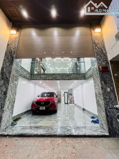 Bán nhà đẹp phân lô Tây Sơn gara 7 chỗ, ô tô chạy vòng quanh, 75m2 x 5mMT x 25 tỷ - 1