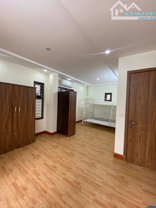 NHÀ PHỐ QUAN NHÂN – SÁT SÂN CHƠI NGÕ THÔNG – 3 GÁC ĐỖ CỬA. CHỦ TỰ XÂY CHẮC CHẮN - 1