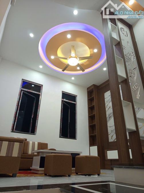 Nhà Mới Ngọc Hồi – Thiết Kế Thông Sàn, Thang Máy, Sổ Vuông Đẹp – Ô Tô Đỗ Cửa, Sẵn Giao Dịc - 1