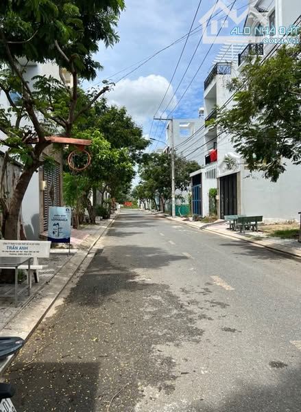 Bán 3 tầng 70m2 Kinh Doanh Ngay Nút Giao Vành Đai 3 - Cao Tốc, Q9. Giá 5.xx Tỷ - 1
