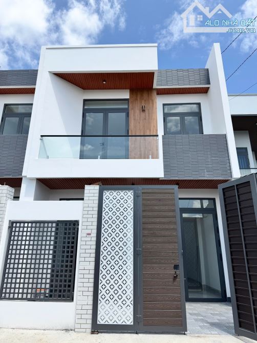 Nhà mới 1 Trệt 1 lầu mới 100% / hẻm Y Wang - Hdok - Rẻ nhất khu vực - 1