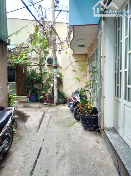NHÀ ĐÚC 3 LẦU BÙI TƯ TOÀN GẦN P. AN LẠC - 1