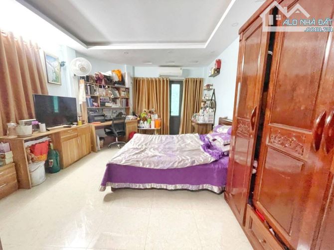 BÁN NHÀ TẢ THANH OAI – LÔ GÓC – Ô TÔ ĐỖ CỬA – FULL NỘI THẤT GỖ XỊN CHỈ 5.7 TỶ - 1