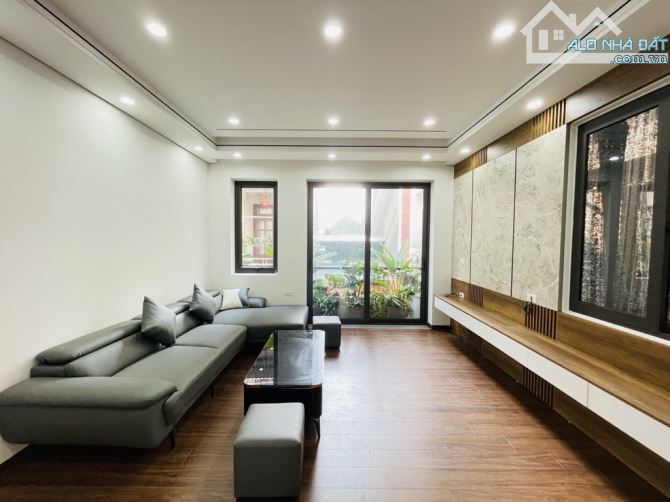 NHỈNH 7 TỶ NHÀ ĐẸP Ở NGAY - HÀNG XÓM AEON LONG BIÊN - SANG PHỐ CỔ RẤT GẦN. - 1