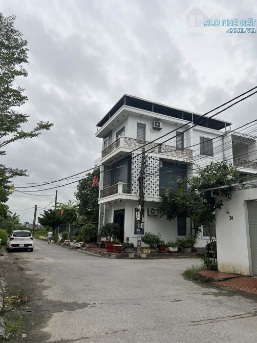 Bán lô đất chung cư  tổ 6 thị trấn An Dương 92m giá 3,3x tỷ - 1