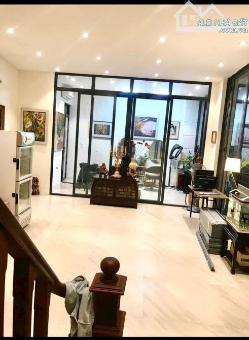 bán nhà Mặt phố Yên Thế, Ba Đình, Phố Tây, Kinh Doanh, Ô tô tránh 10m DT 56m, 4 Tầng,MT 11 - 1