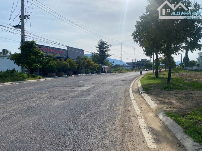 LÔ ĐẤT ĐẸP VUÔNG VẮN TẠI MẶT ĐƯỜNG K10 - ĐINH TIÊN HOÀNG - PHƯỜNG NINH HOÀ🇻🇳✅ - 1