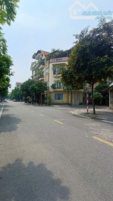 🏡 BÁN ĐẤT PHÂN LÔ ĐẸP – KHU TĐC THANH AM 🌳 ĐƯỜNG 12M – CÓ VỈA HÈ – VỊ TRÍ TRUNG TÂM CỰC - 1