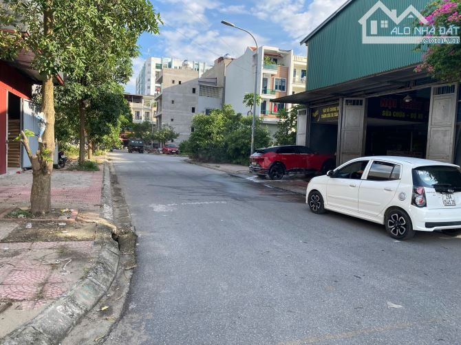 CẦN BÁN LÔ GÓC BÒ SƠN 4 VÕ CƯỜNG TP BN - 1