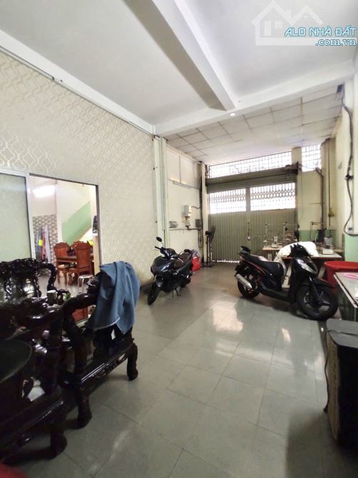 BÁN NHÀ HẺM LẠC LONG QUÂN, QUẬN 11, 148M2 - 1