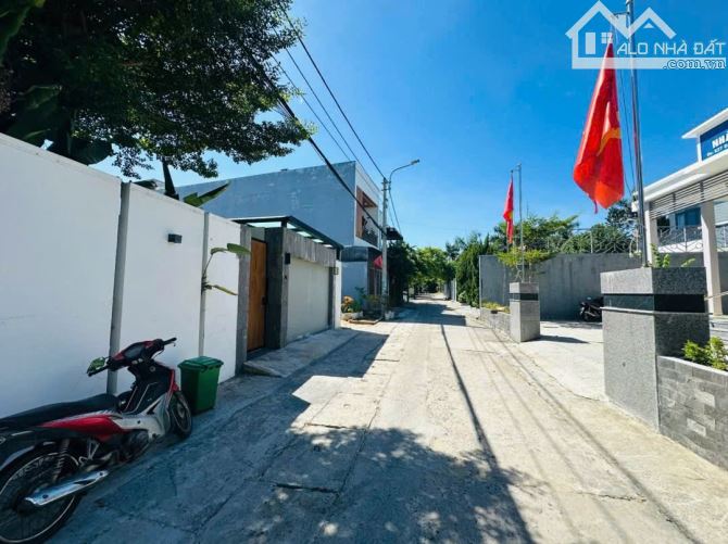 SIÊU HOT, LÔ ĐẤT ĐẸP – SÁT BIỂN, GẦN SÔNG, GẦN NÚI – THIÊN NHIÊN HỘI TỤ-GIÁ NHỈNH 4 TỶ - 1