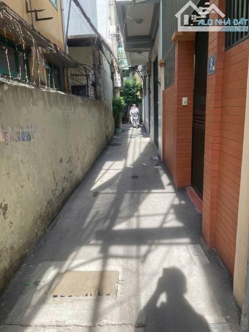 Bán Phố Cù Chính Lan, TX, 42m2x5T, 10m ra oto tránh, Giá 12.5 tỷ, Hướng Đông Bắc - 1