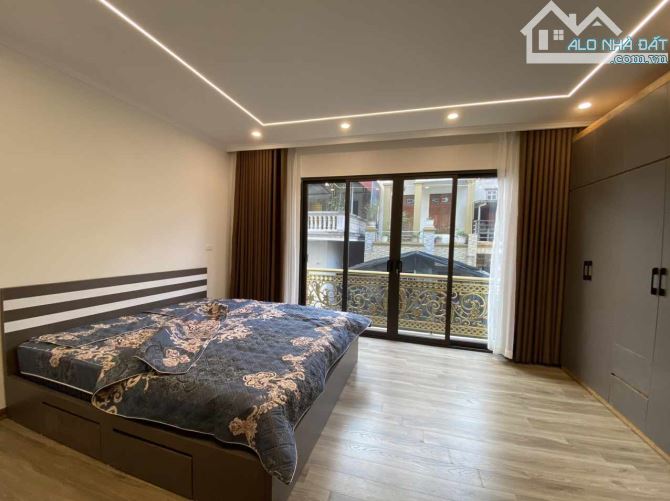 Bán nhà Hoàng Văn Thai – 45.5m² – Ngõ ô tô tránh – Full nội thất – ở ngay - Giá 14.2 tỉ! - 1
