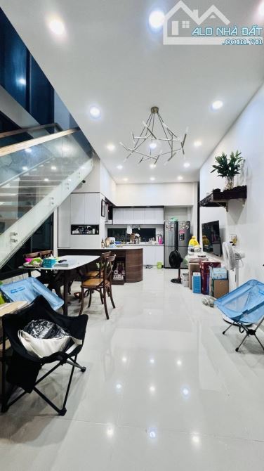 Mặt Tiền Nguyễn Hữu Tiến, Tân Phú - CN 160m2, Ngang 4m5, 4 Tầng - 1