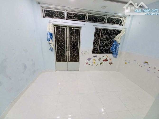 BÁN NHÀ HẺM TRỊNH ĐÌNH TRỌNG, QUẬN 11, 60M2 - 1