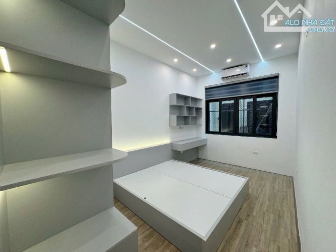 Gấp nhà Nguyễn Tuân 7.5 Tỷ, sổ đỏ sẵn, 10m ra oto tránh. Nhanh thì kịp - 1