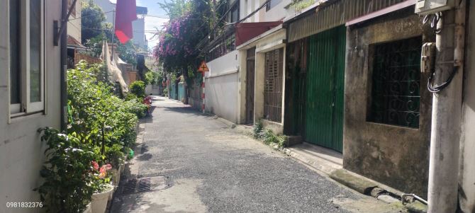 10 TỶ - 60M2 - 4 TẦNG - NHÀ DÂN XÂY HỘ KHẨU BỒ ĐỀ HÀ NÔI - NGÕ Ô TÔ ĐỖ CỬA - - 1
