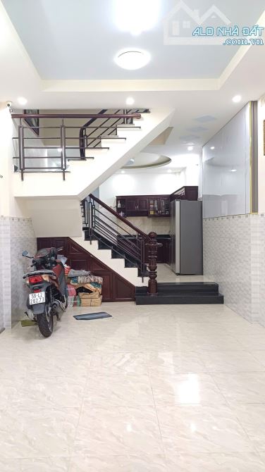 Hoàng Văn Thụ - Tân Binh - HXH - 4 Tầng - Giá 9,1 Tỷ -TL - 1