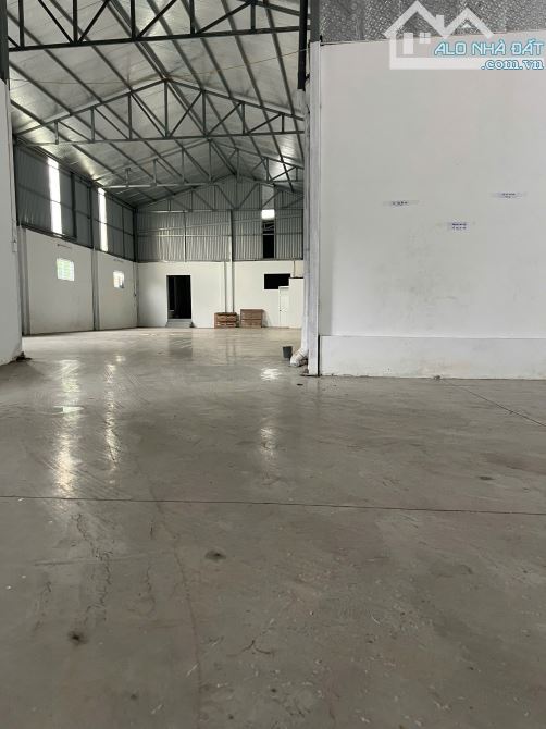 KHO, XƯỞNG 400m CHO THUÊ Tại.CỰ KHỐI. LONG BIÊN. HÀ NỘI - 1