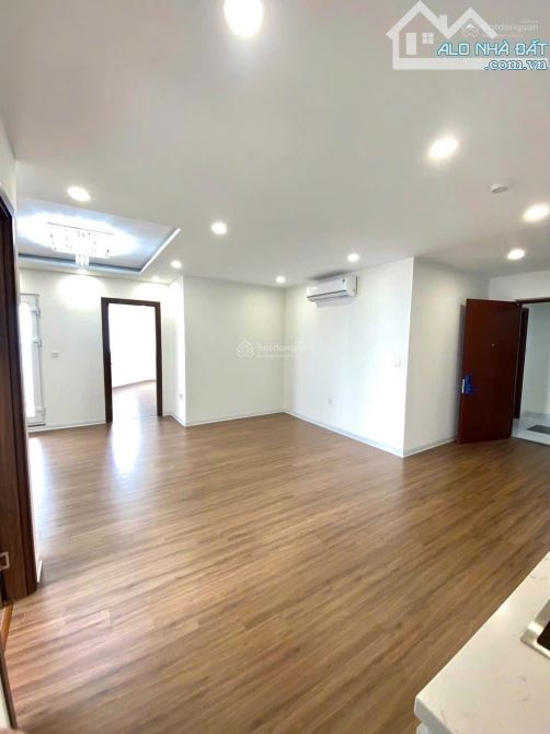 Bán căn 2PN cc Euro. window- tòa Park số 3 - 12