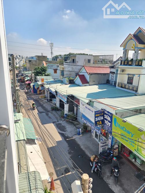 Bán nhà MT chợ Bình Phước B, p.Bình Chuẩn, Tp.Thuận An chỉ 4,5 Tỷ TL M7805 - 12