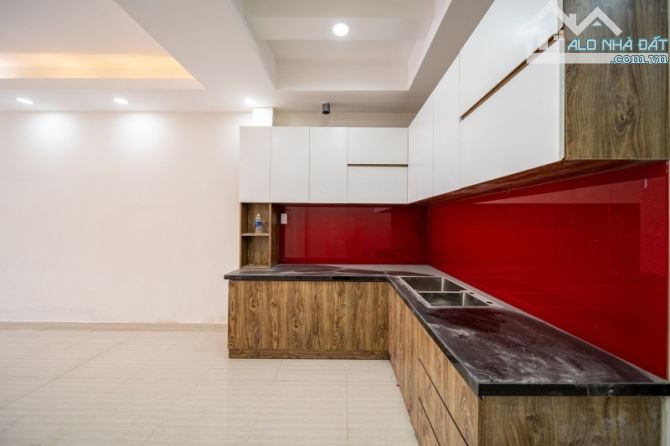 🌿 NHÀ ĐẸP Ở LIỀN – CMT8 P5 TÂN BÌNH (Phường Tân Bình) – XE HƠI NGỦ TRONG NHÀ – 3 TẦNG - 13