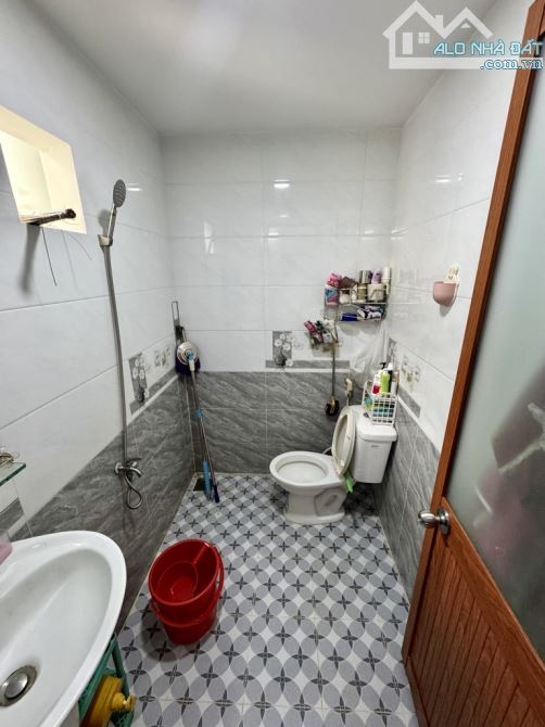 Bán gấp nhà 2 tầng diện tích 85m2, đường Đông Hưng Thuận 2, Quận 12, giá 4,9 tỷ - 13