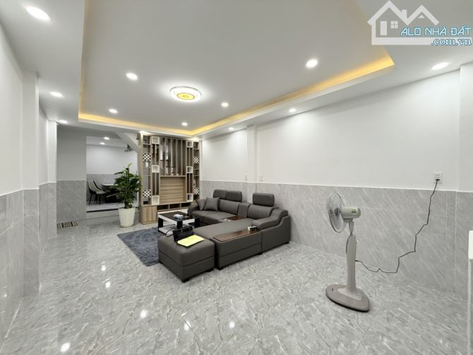 BÁN NHÀ 2 TẦNG, 55M2, HẺM 3 MÉT - PHẠM VĂN ĐỒNG, BÌNH THẠNH , GIÁ 4.x TỶ - 13