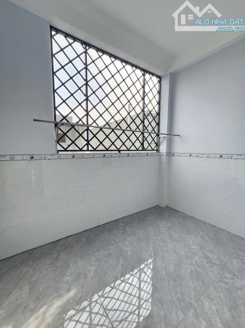 Bán nhà 1 trệt 2 lầu KDC gần đường ĐT743B chỉ 100m p.Tân Đông Hiệp Dĩ An chỉ 5ty5 TL M6973 - 15
