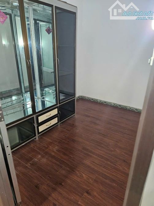 12tỷ quá rẻ cho căn nhà thu nhập tốt 30tr/tháng, có 2 lối đi riêng biệt. - 17