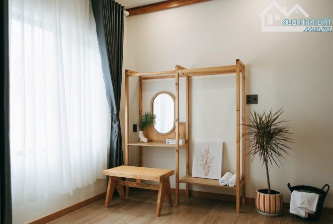 Bán Đất + Biệt thự sân vườn 742m2, 60 tỷ cách Hồ Xuân Hương 500m, Mặt đường Yesin - 18