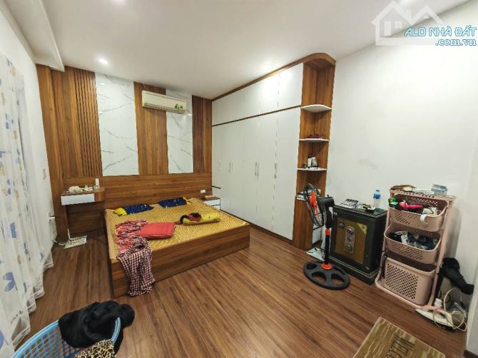 Bán nhà Thuỵ Phương, 35m, 7 tầng, 6.8 tỷ 4 ngủ, ô thang máy chờ, lô góc, 2thoáng, Ngõ thôg - 2