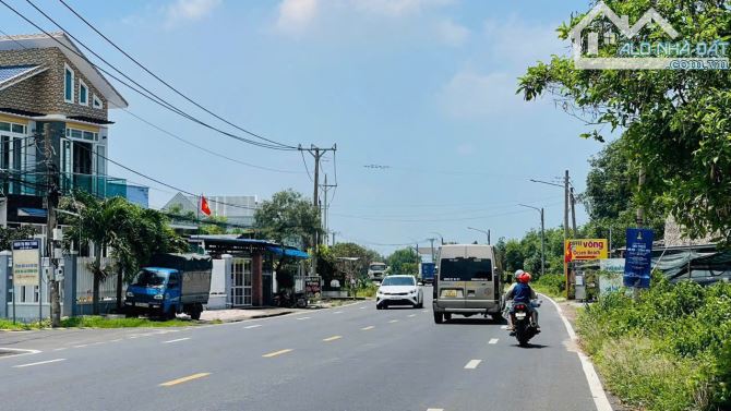 ĐẤT BIỂN LỘC AN- NGAY SAU CHỢ - CÁCH BÃI TẮM CHỈ 1KM- NAY LÀ XÃ PHƯỚC HẢI - TP HCM 🌈DT 10 - 2