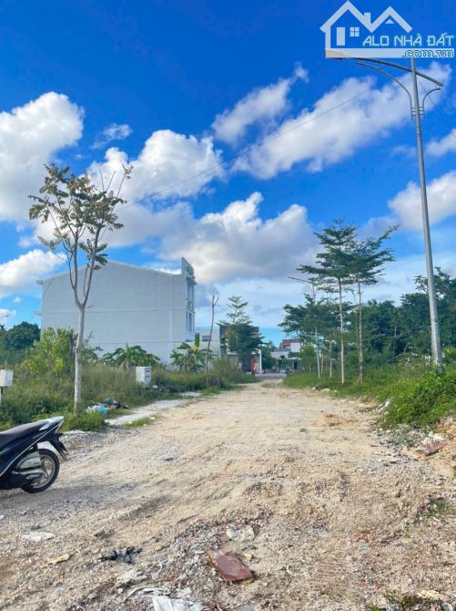 Bán Lô Đất Xen Ghép An Đông Villa View Công Viên - Chỉ 2,7xx tỷ/94m2 (6,3 x14) - 2