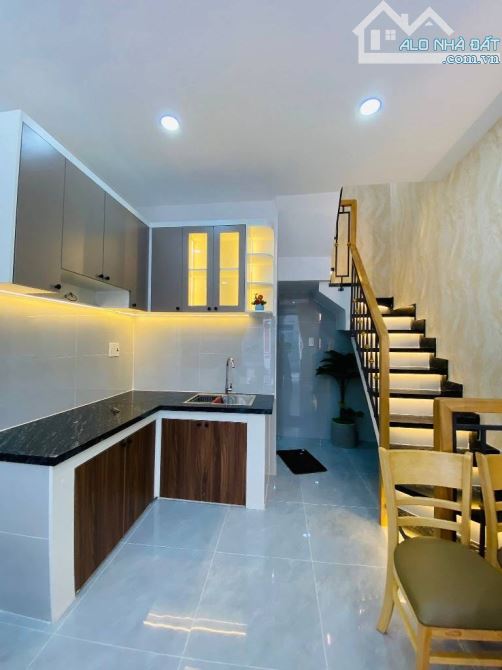 CHÀO BÁN CĂN NHÀ NHỎ XINH HXH THÔNG TUYỆT ĐẸP TRUNG TÂM GẦN ĐƯỜNG LÊ VĂN THỌ - 2
