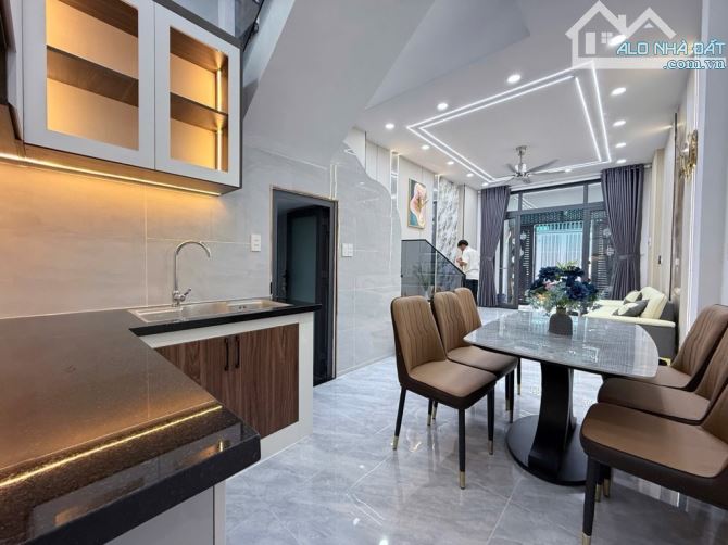 BÁN NHÀ 2 TẦNG - 50M2 - FULL NỘI THẤT - BÙI QUANG LÀ GÒ VẤP, CHỈ 5.29 TỶ - 2